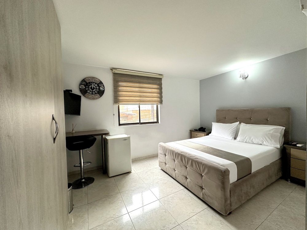 Hotel Roosevelt Plaza 13/55