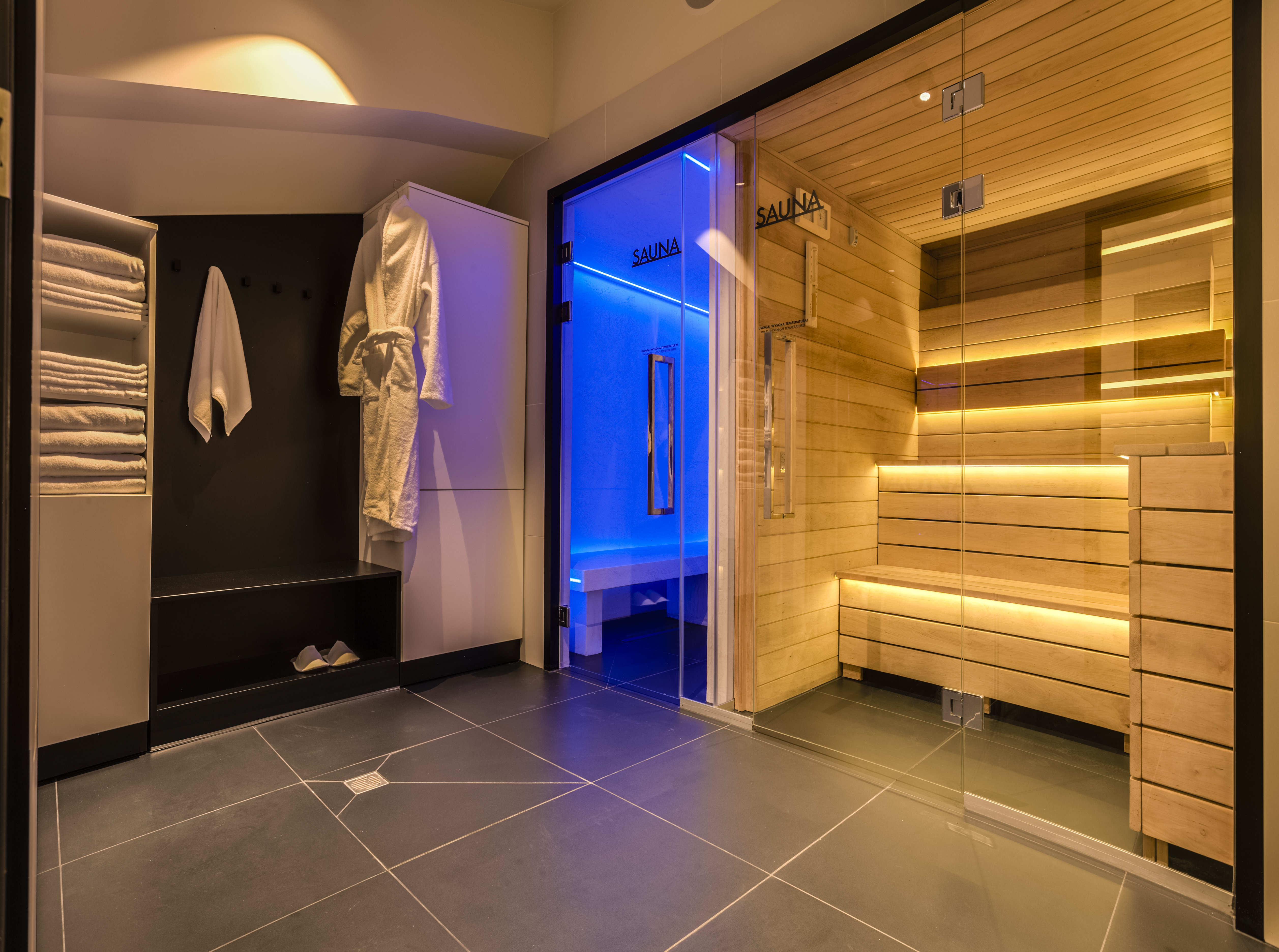 HOTEL INDIGO WARSAW - NOWY SWIAT 35/79