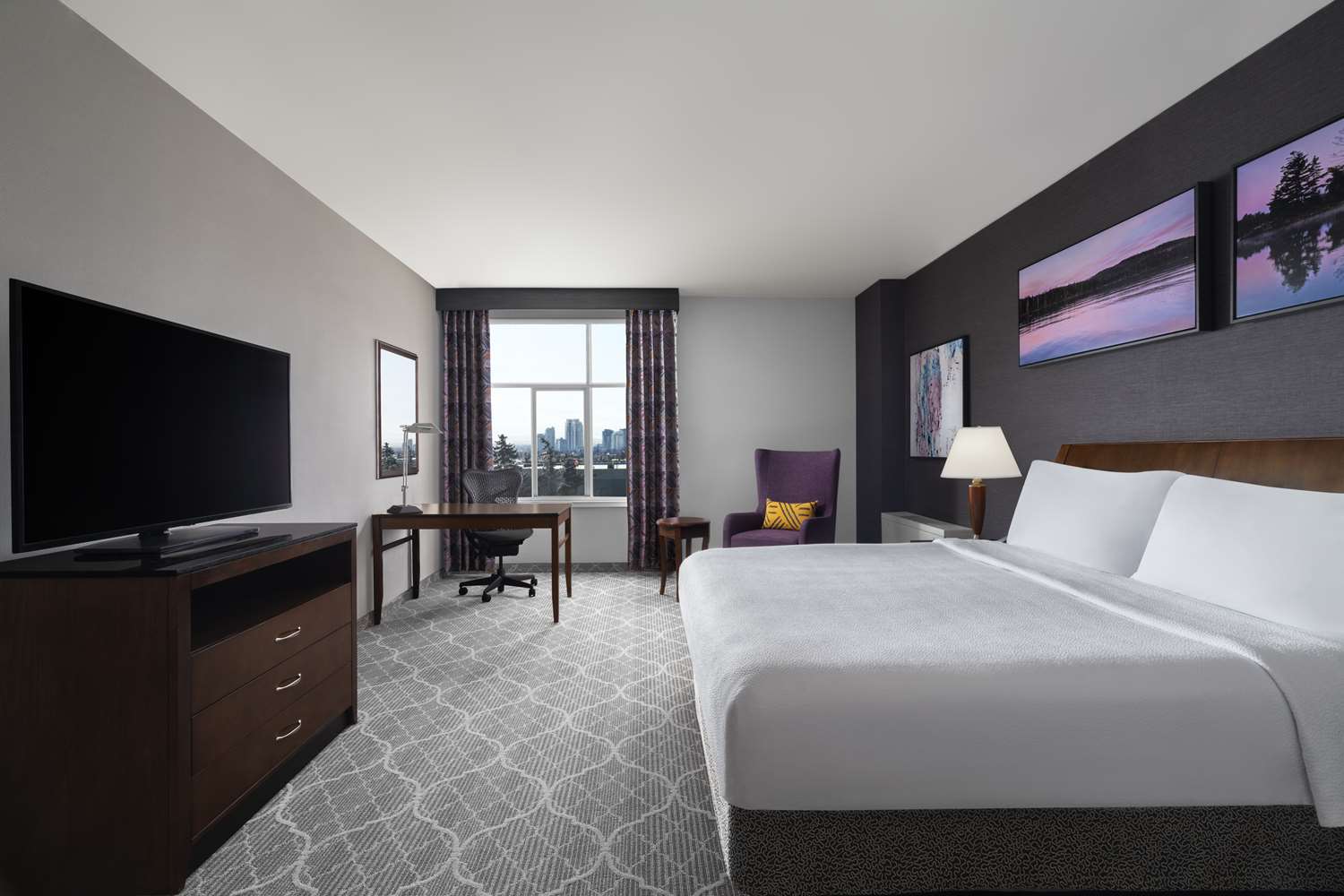 Premium, King Bed