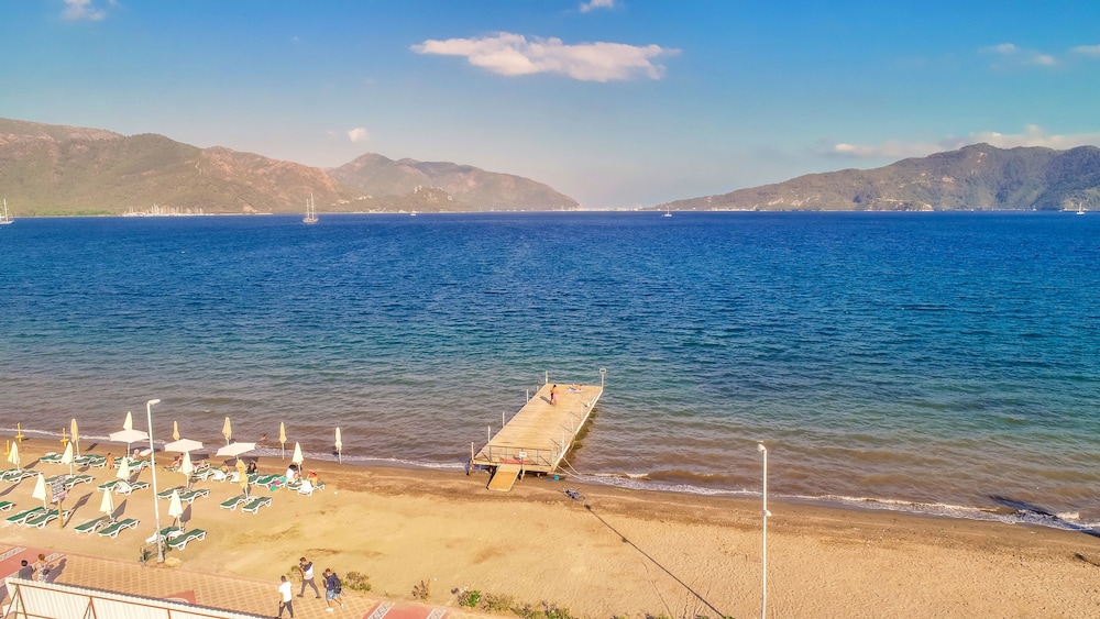 Premier Nergis Beach Hotel 41/50
