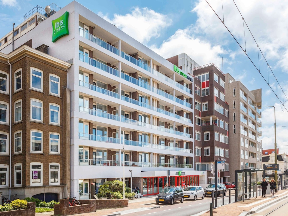 Ibis Styles Den Haag Scheveningen 1/70