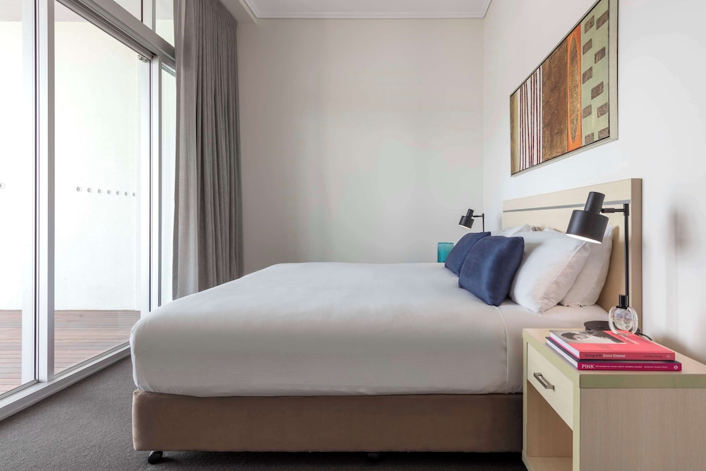 3 Bedrooms, Apartment, 3 King Beds