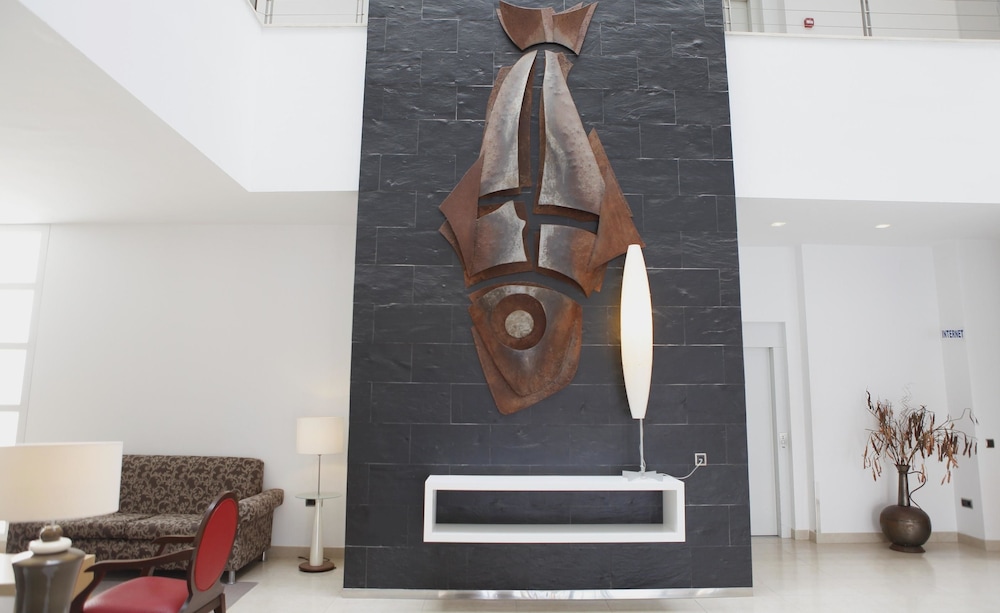 Adiafa Hotel 6/45