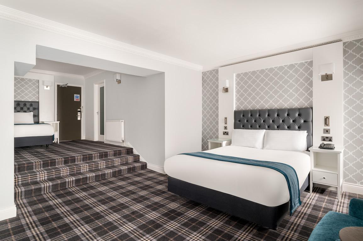 Classic, Triple, Building B
