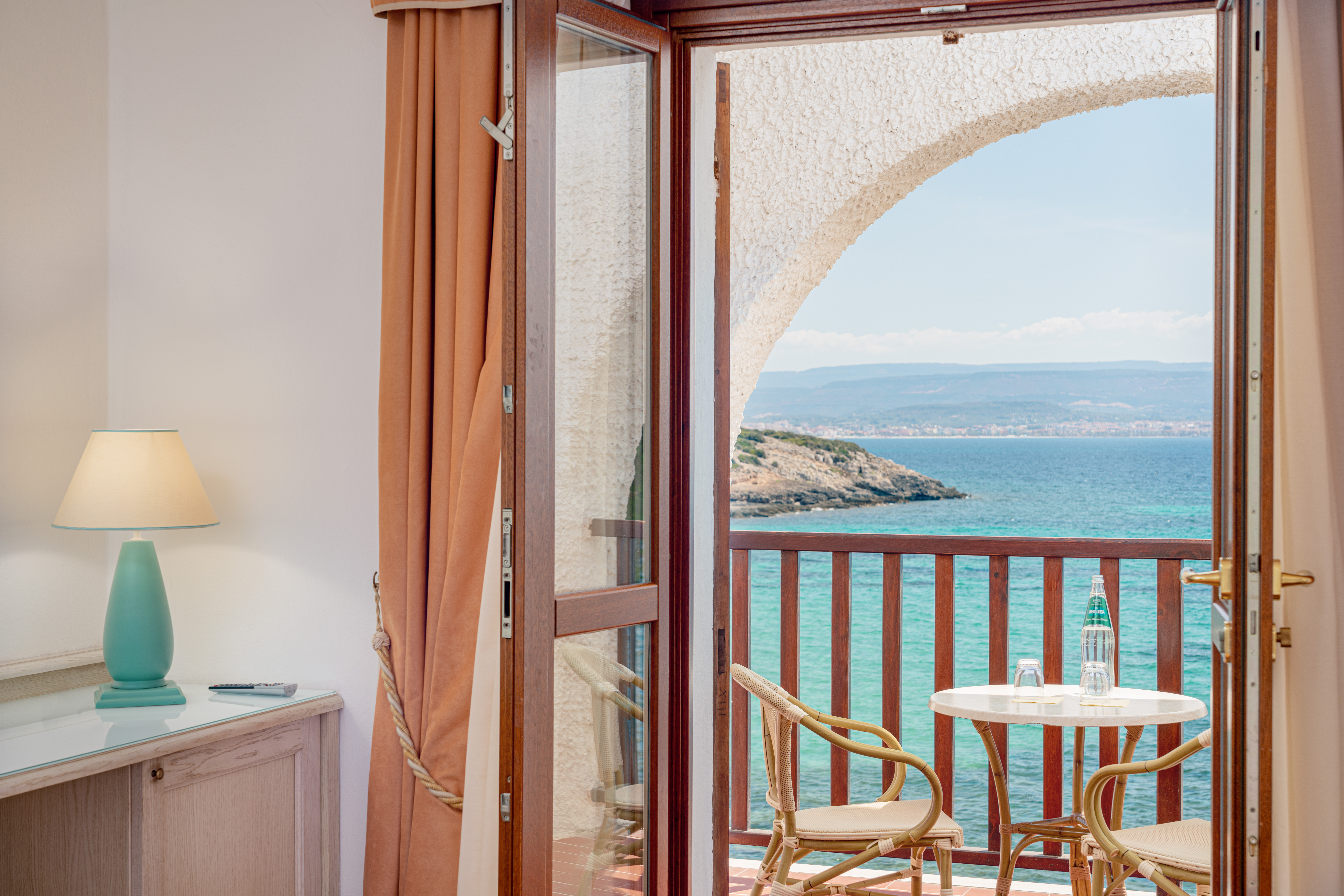 Superior, Triple, Sea View