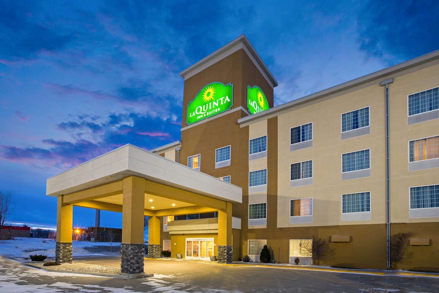 La Quinta Inn & Suites by Wyndham Dickinson 6/50