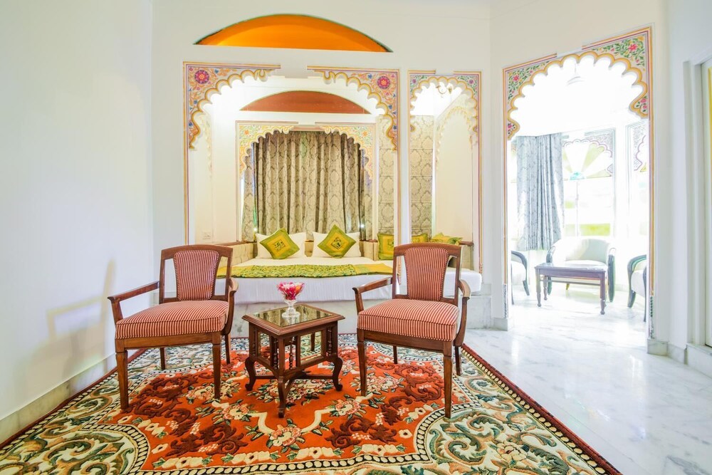 HOTEL RAJ PALACE 40/50
