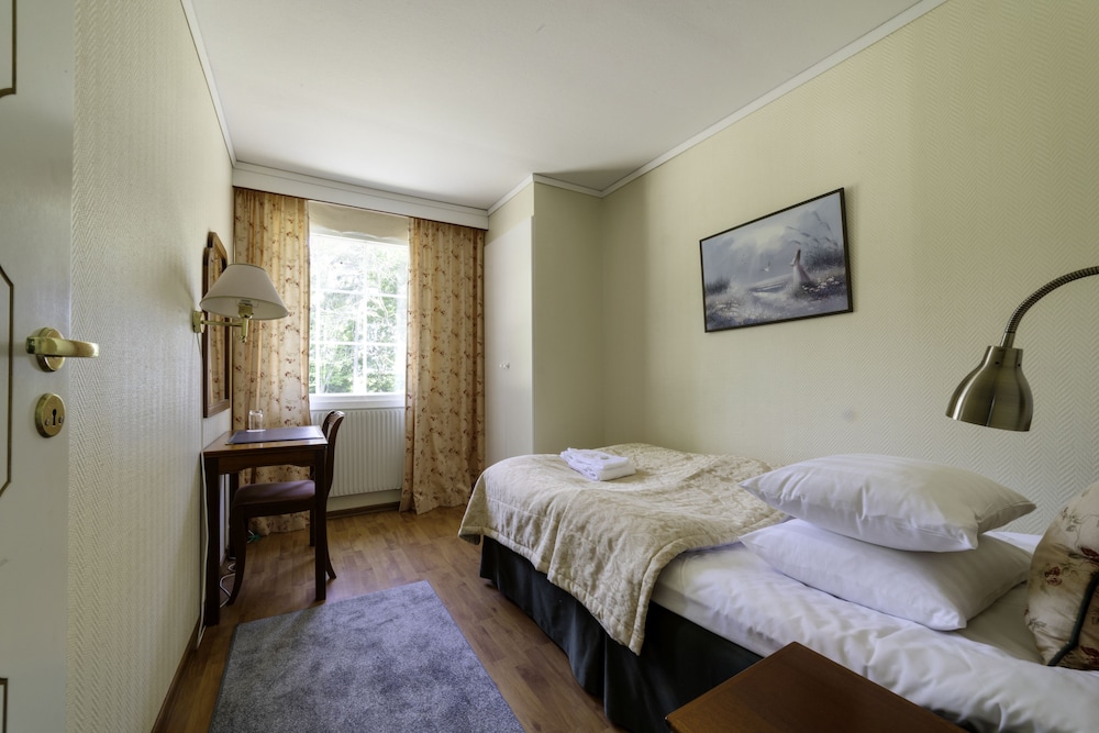 Sundbyholms Slott 15/50