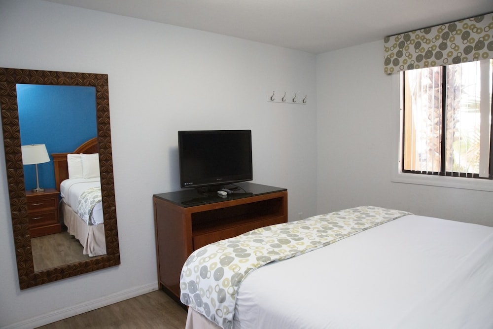 Dream Inn 19/69
