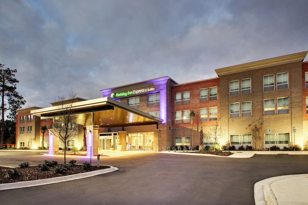 Holiday Inn Express Suites Charleston Ne Mt Pleasant Us17 1/40