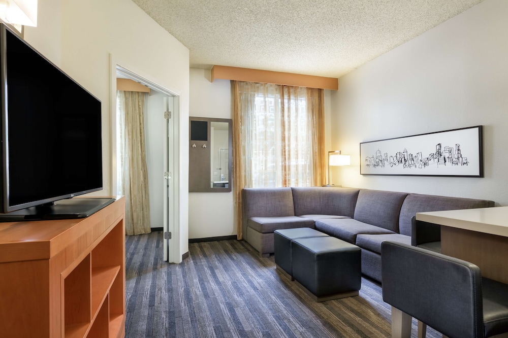Hyatt House Houston Galleria 21/36