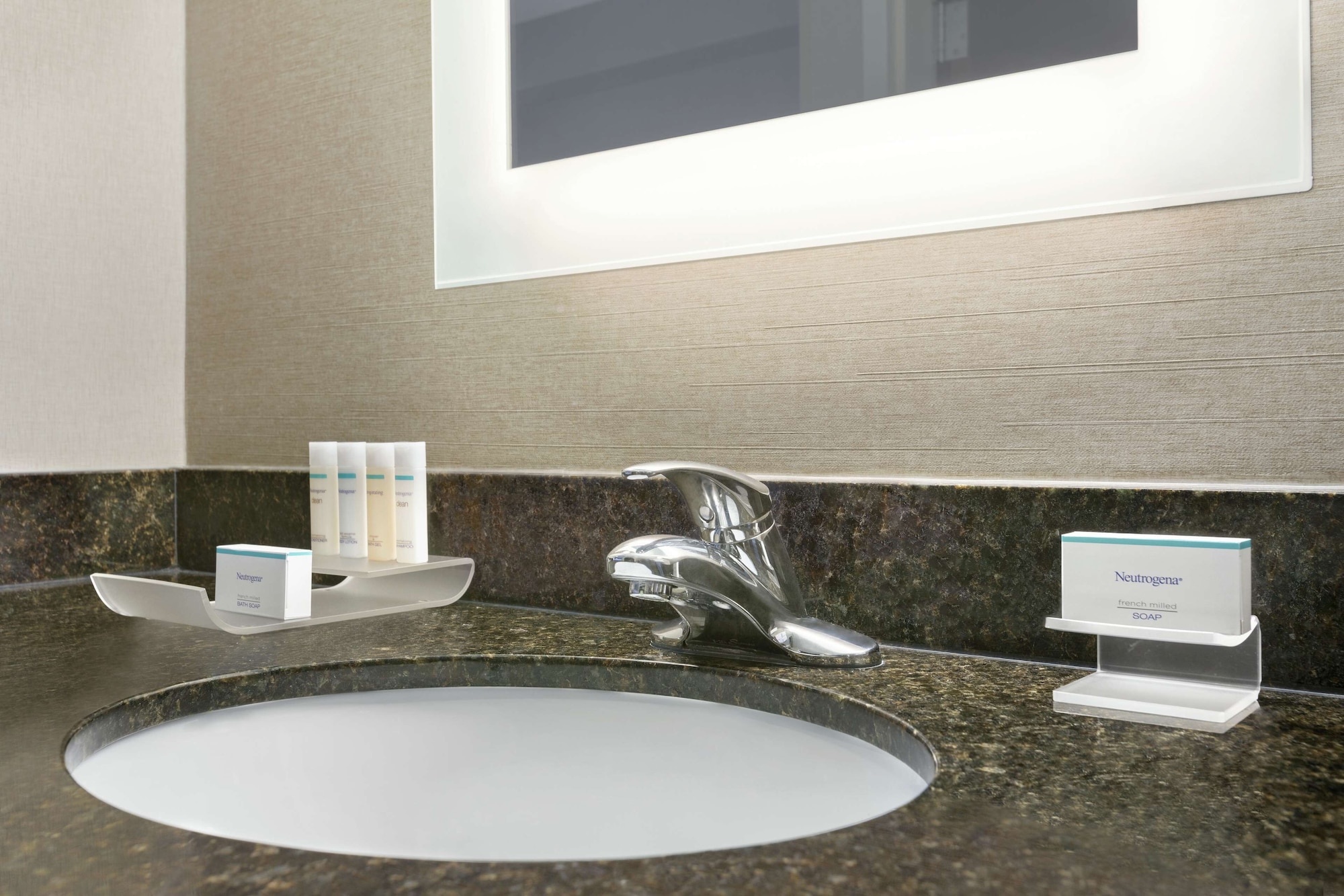 جناح بسريرين كوين، Homewood Suites by Hilton York 6/8