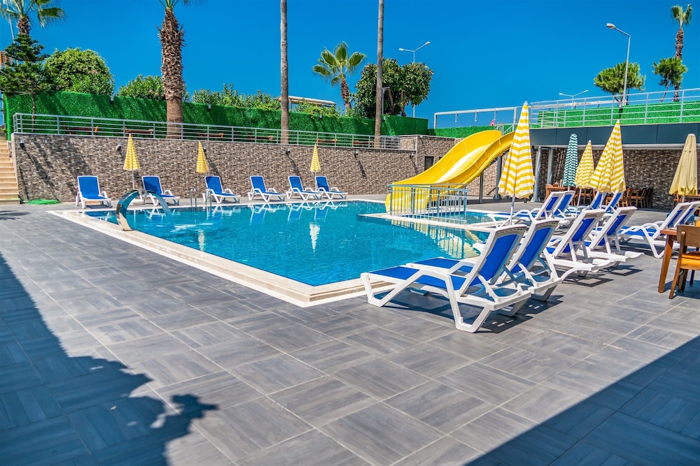 Arsi Paradise Beach Hotel 19/36