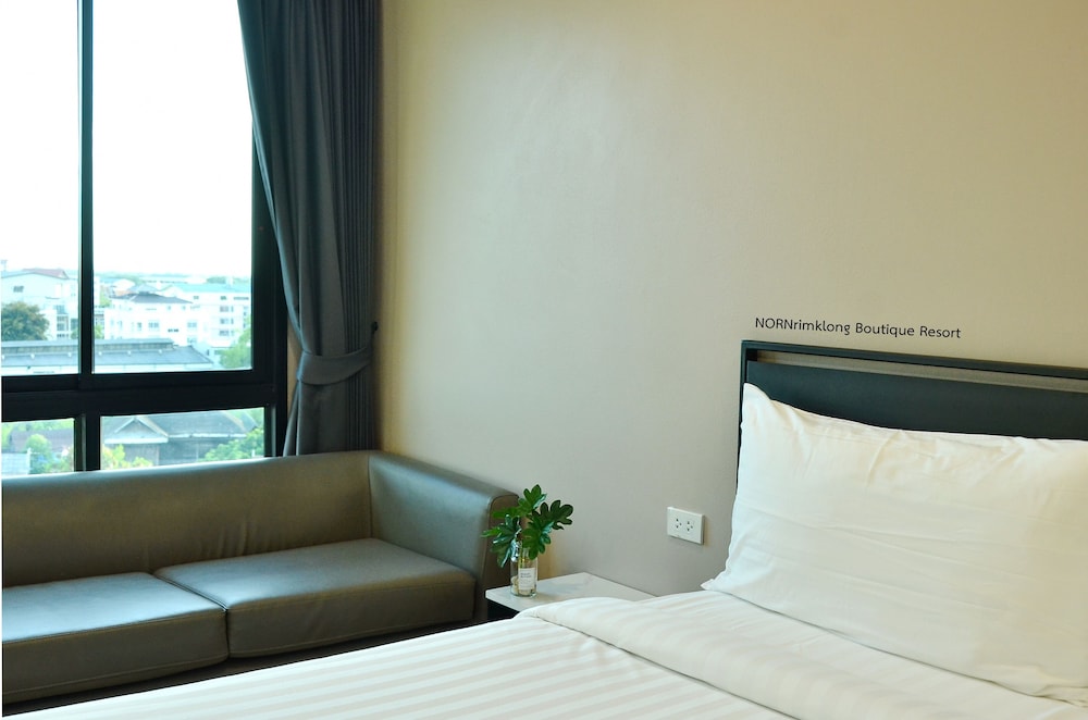 NORN Rimklong Bangkok Hotel 9/50
