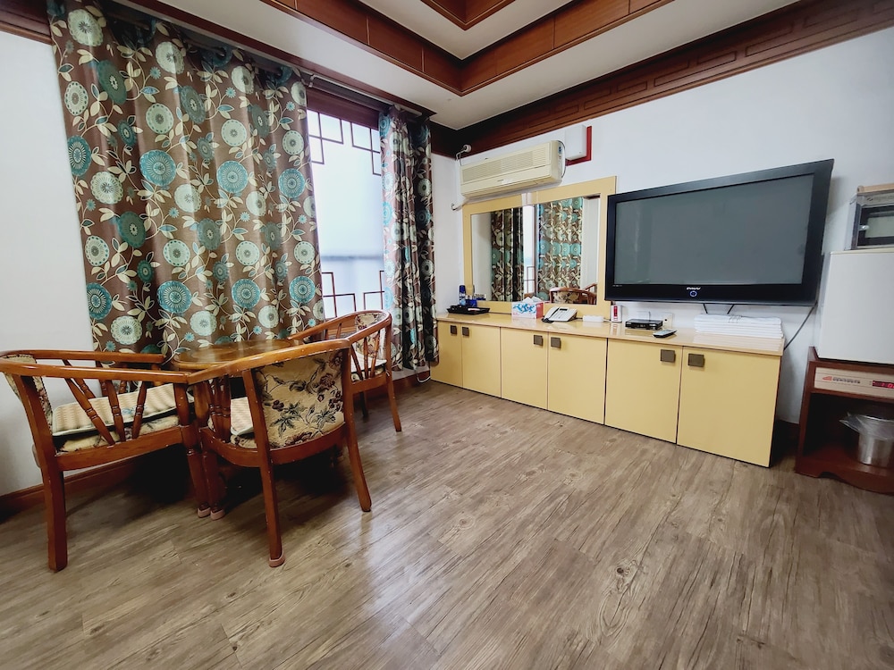 Andong Park Hotel 44/55