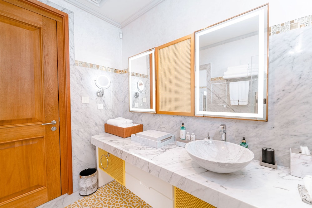 Hideaway Beach Resort and Spa 123/123