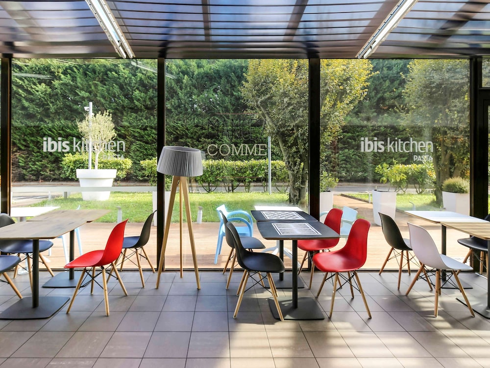 Ibis Marne La Vallee Emerainville 29/46