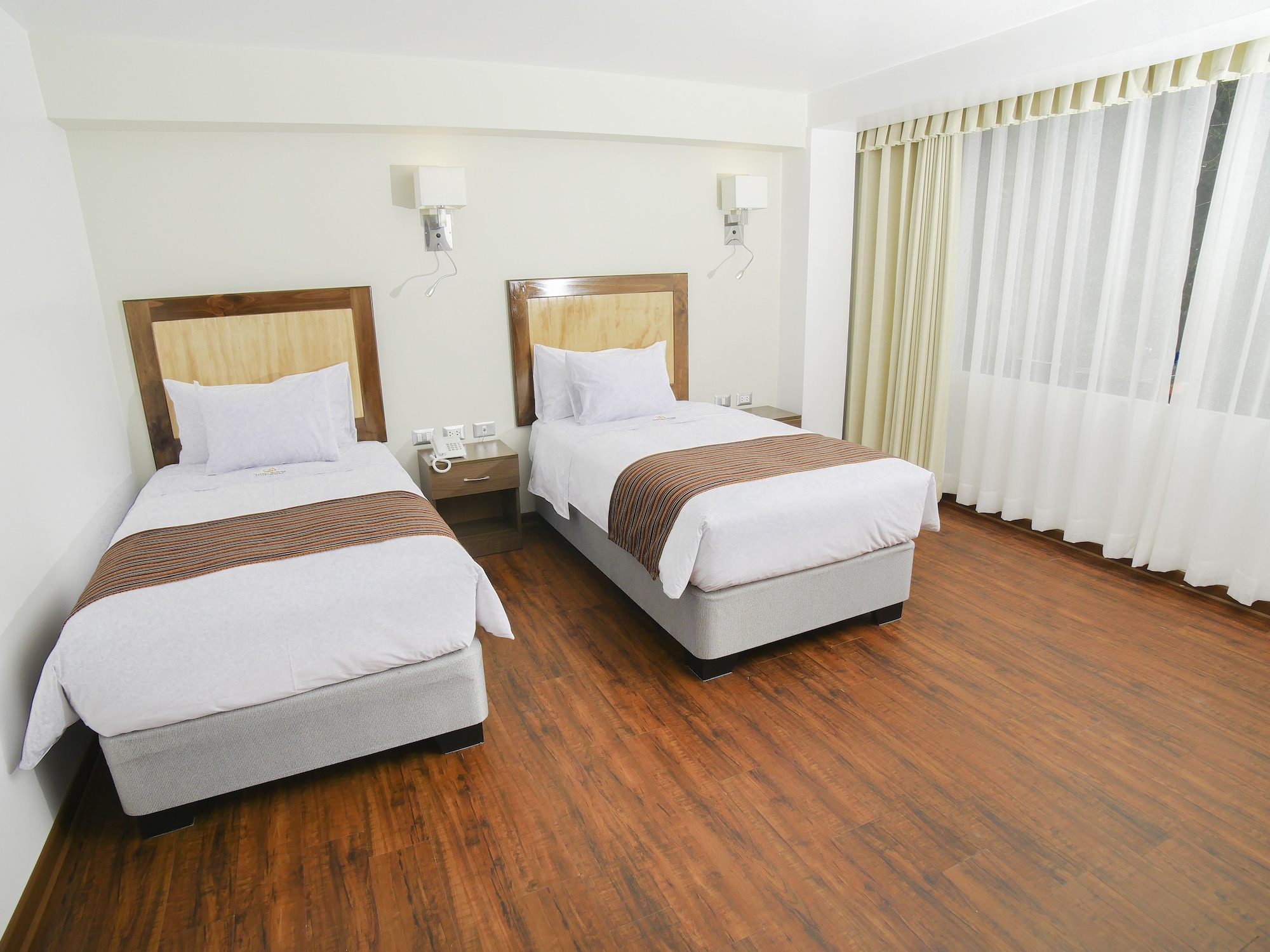 STANDARD, TWIN BEDS