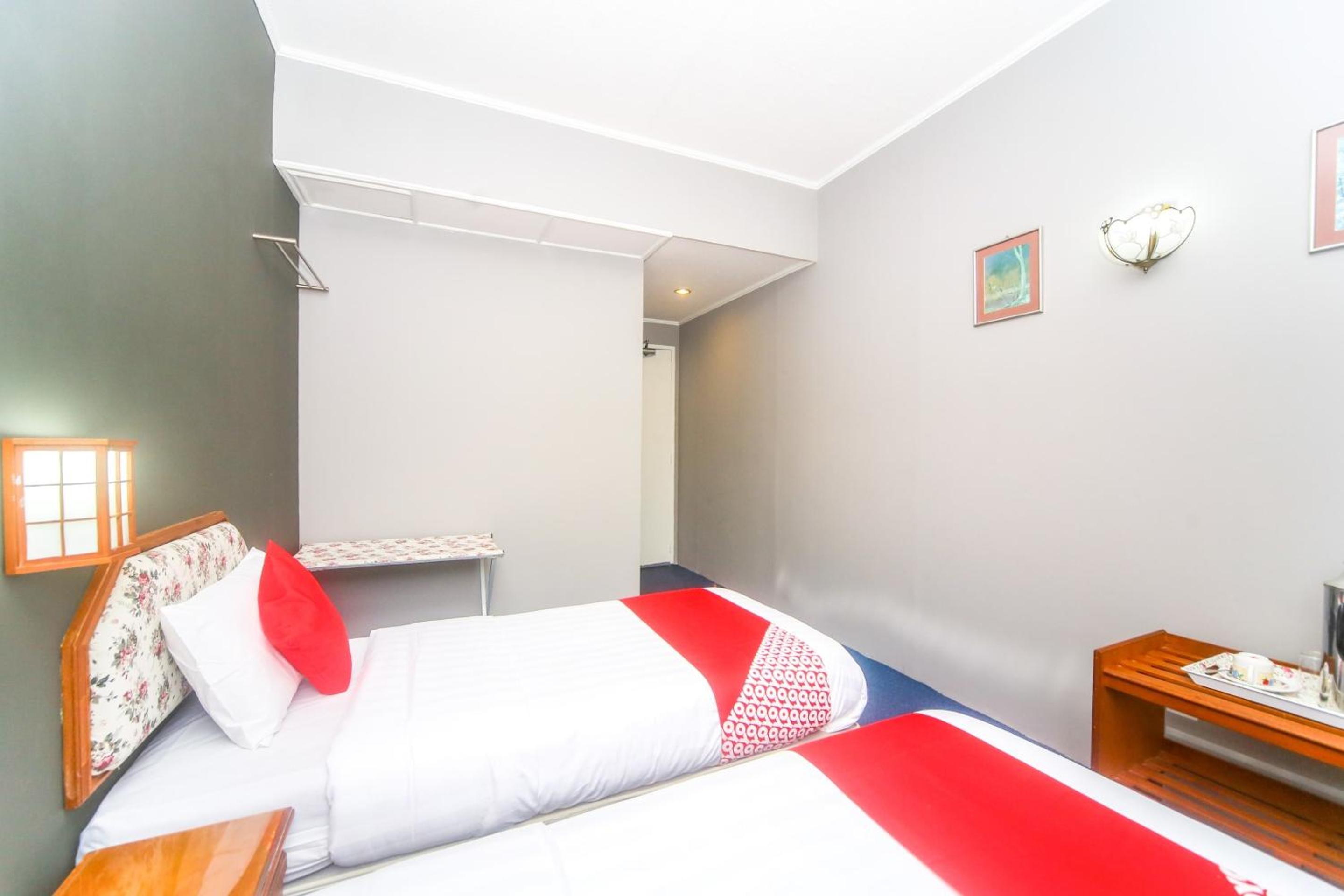 Oyo 1026 Hotel Lutana 22/39