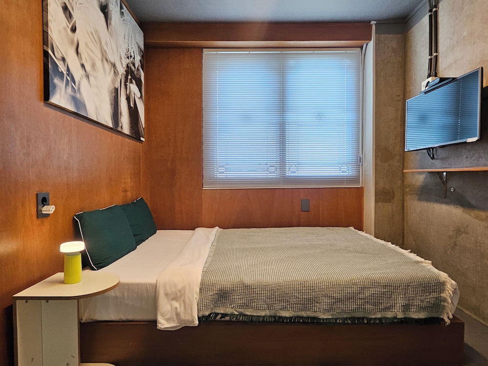 Mido Hostel 23/62