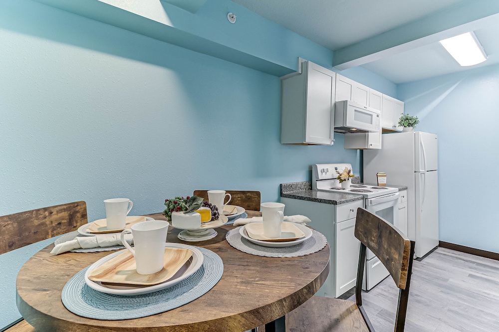 Seaside Boutique Hotel, Waves At Your Doorstep 36/50