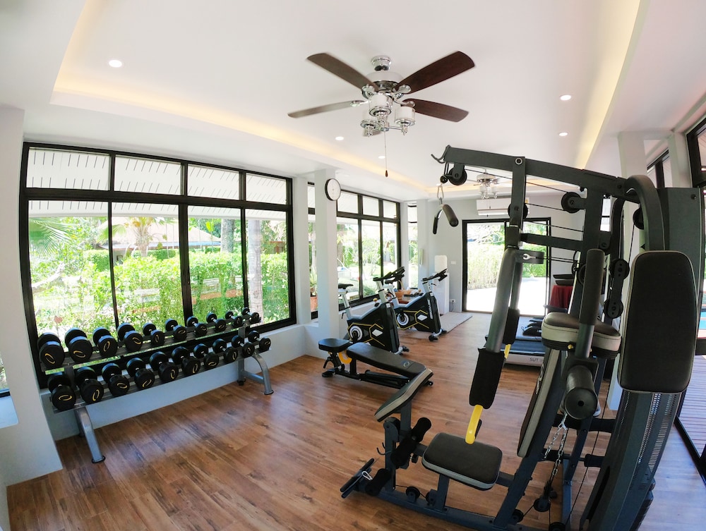 Lanta Sand Resort And Spa 43/71