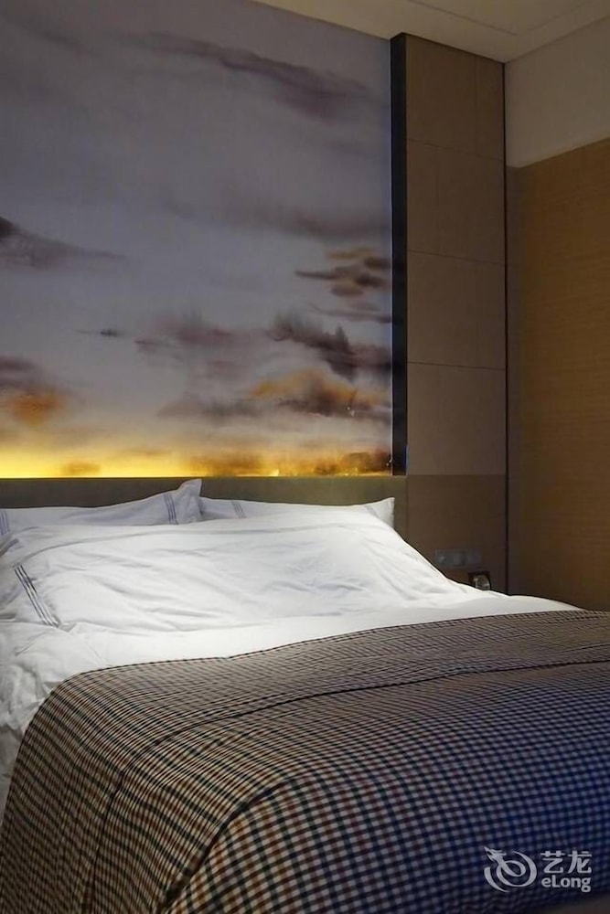 Grand Skylight International Hotel Ganzhou 11/26