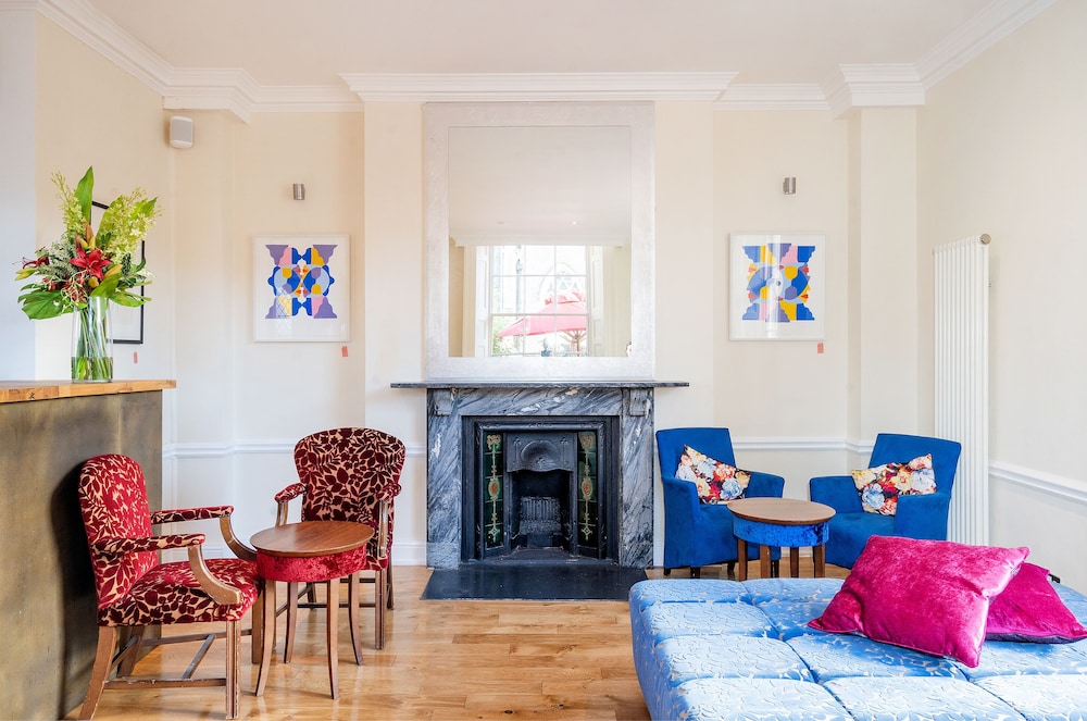 Clifton Hotel 41/53