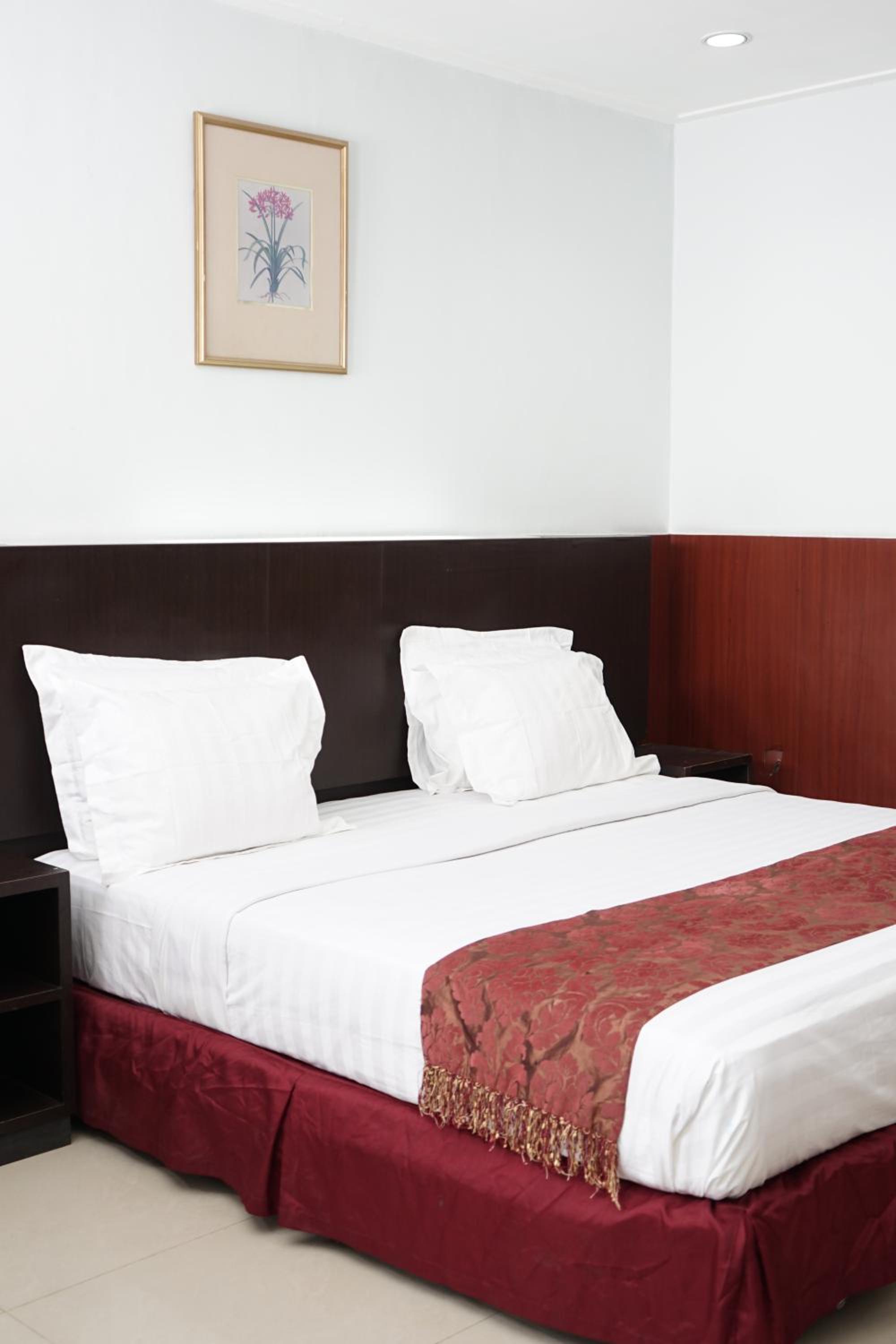 Rudang Berastagi Hotel and Resort 12/41