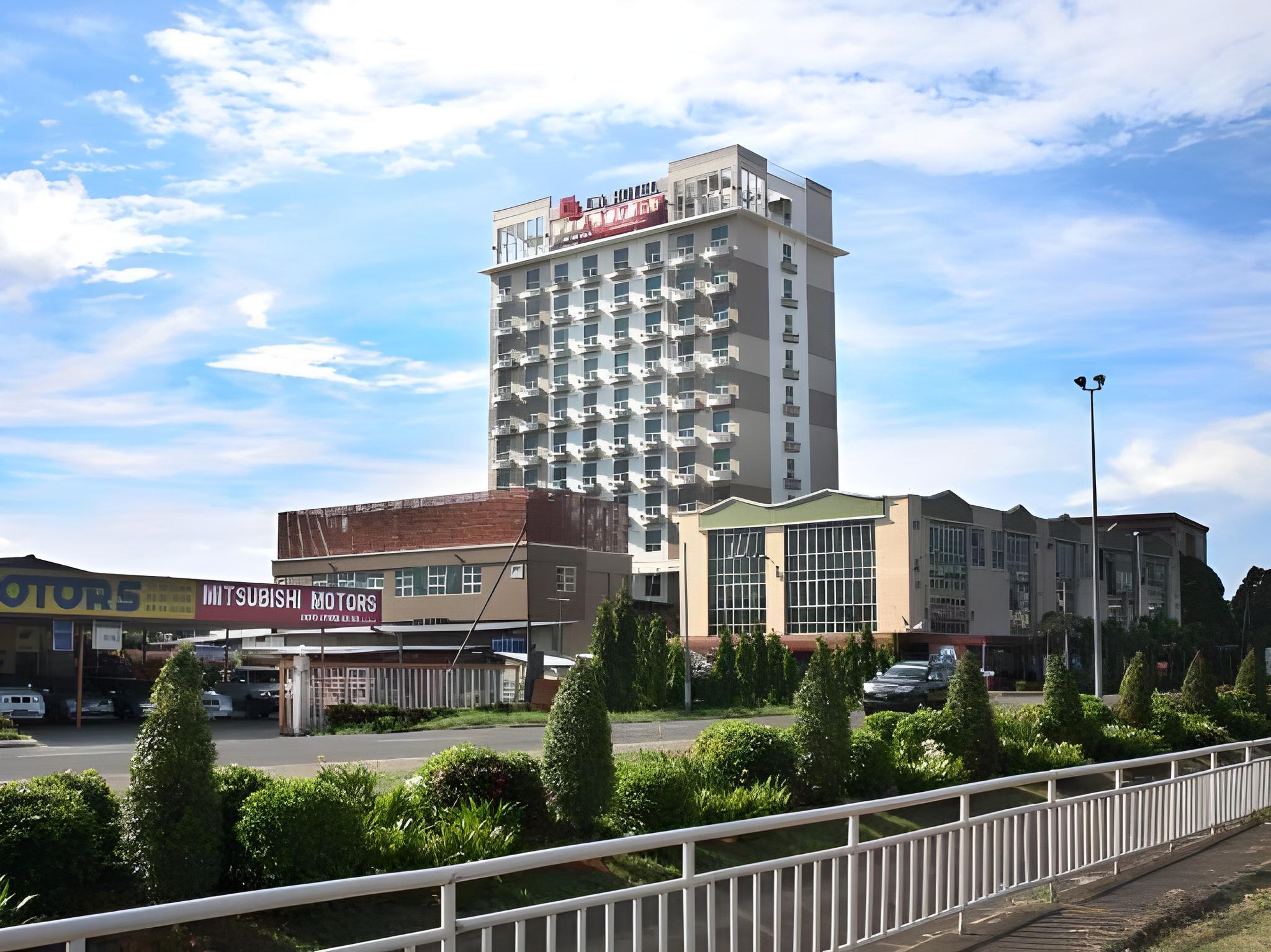 LA Hotel Tawau 8/24