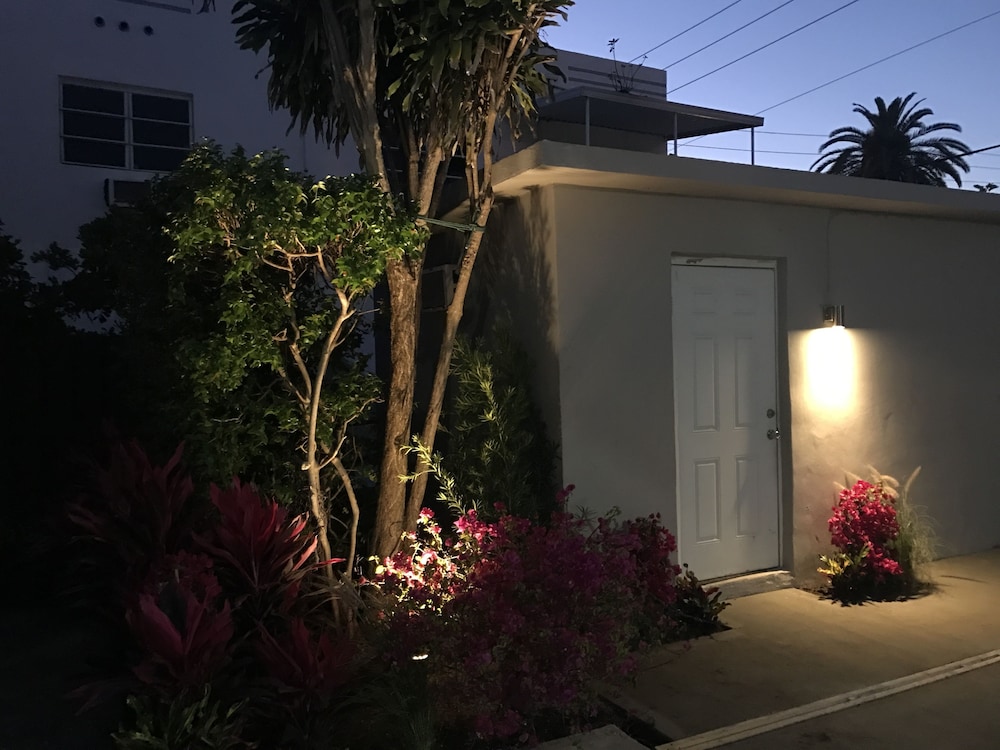 Luxury Miami Beach Apartments By Michigan 30/64