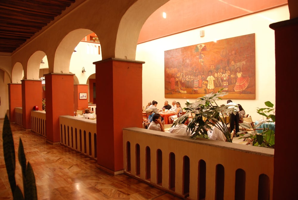 Hotel Casa Antigua 63/69