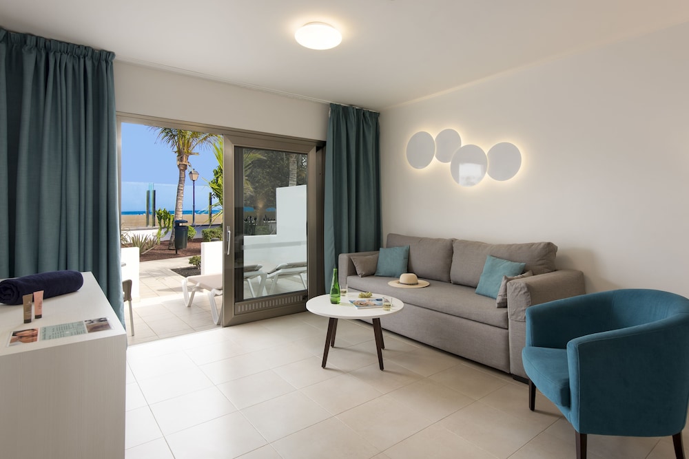 Hotel Las Costas 41/65