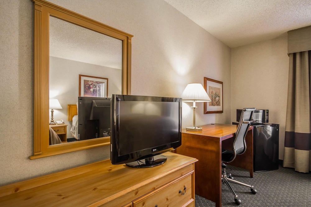 Comfort Inn Fond Du Lac 41/44