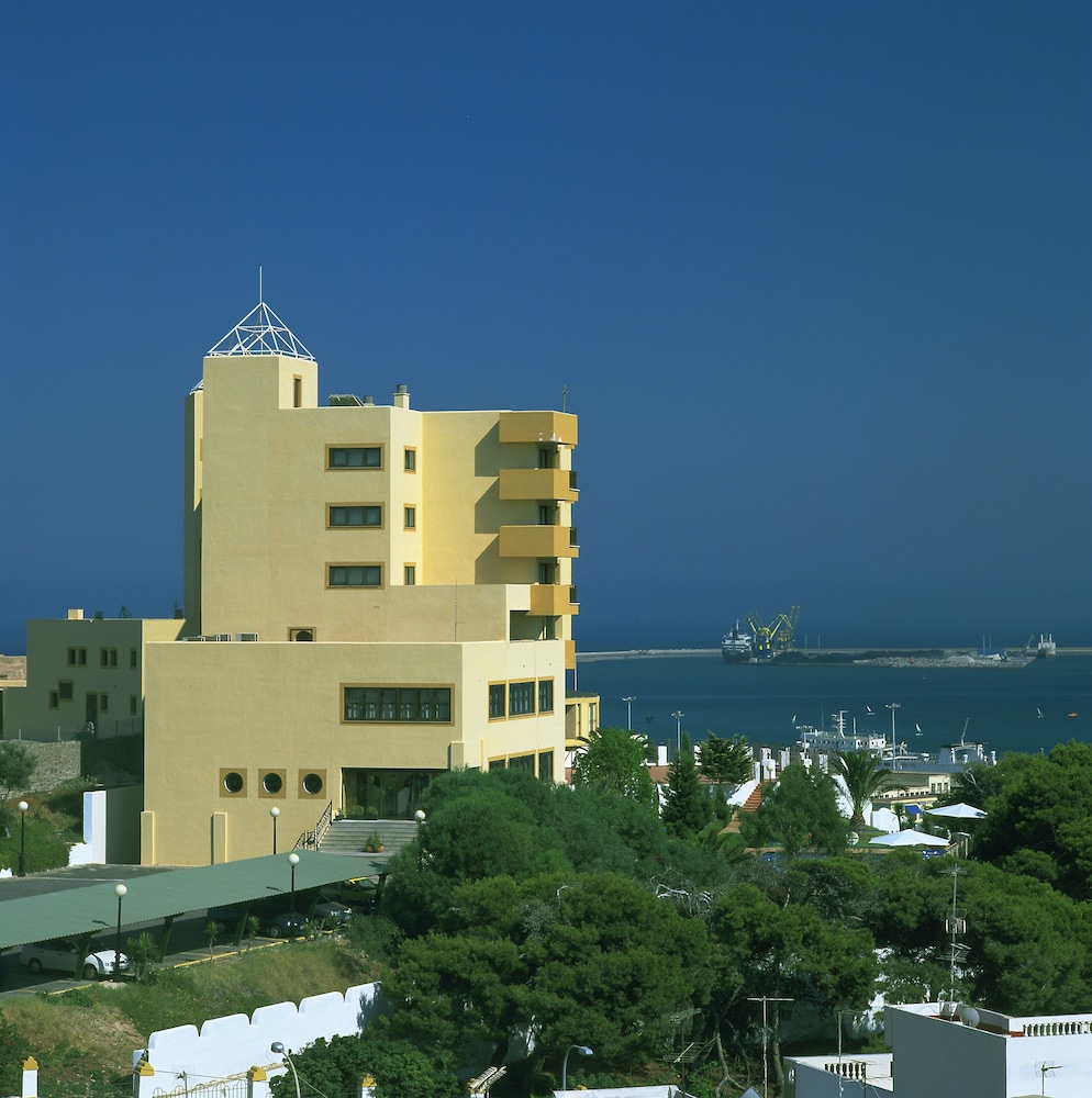 Parador de Melilla 3/49