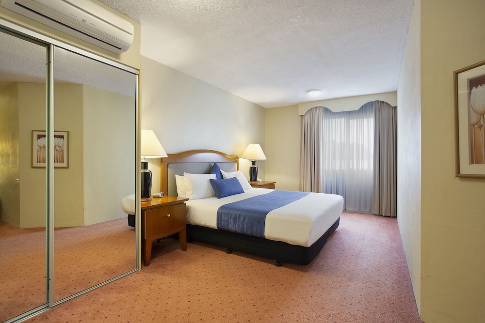 Central Court Motel 20/35