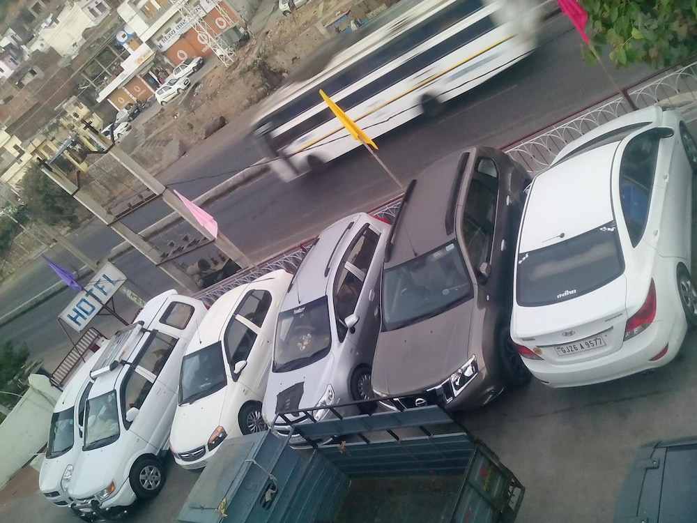 Hotel Ram Niwas 43/47