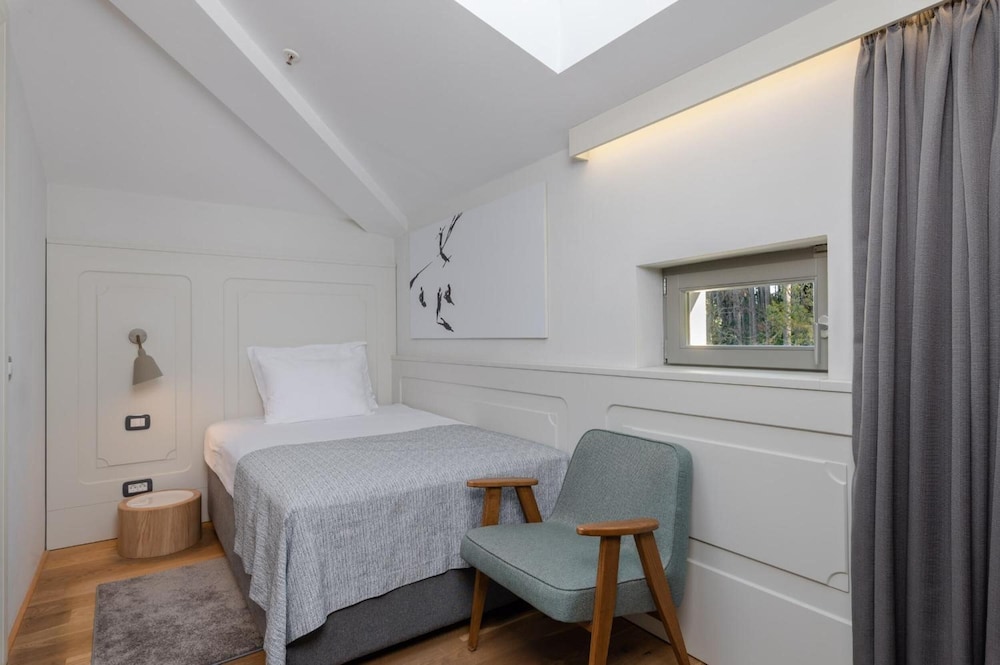 Hotel Peteani 18/50