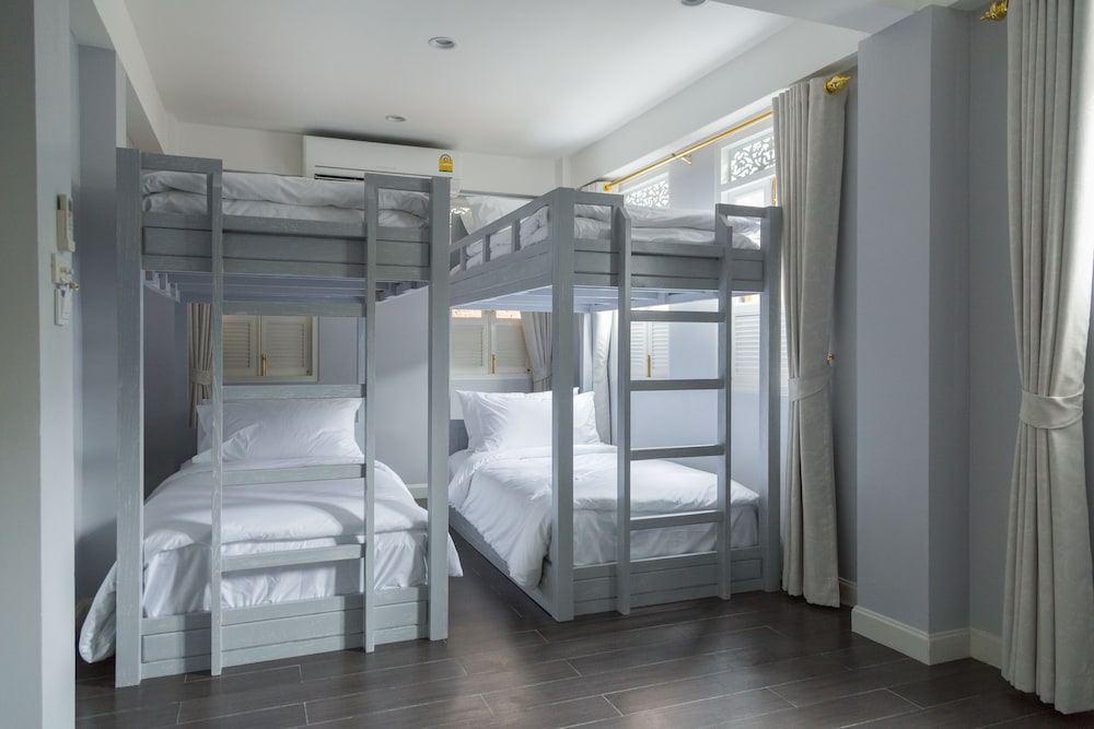 Noursabah Bed Bangkok 32/68