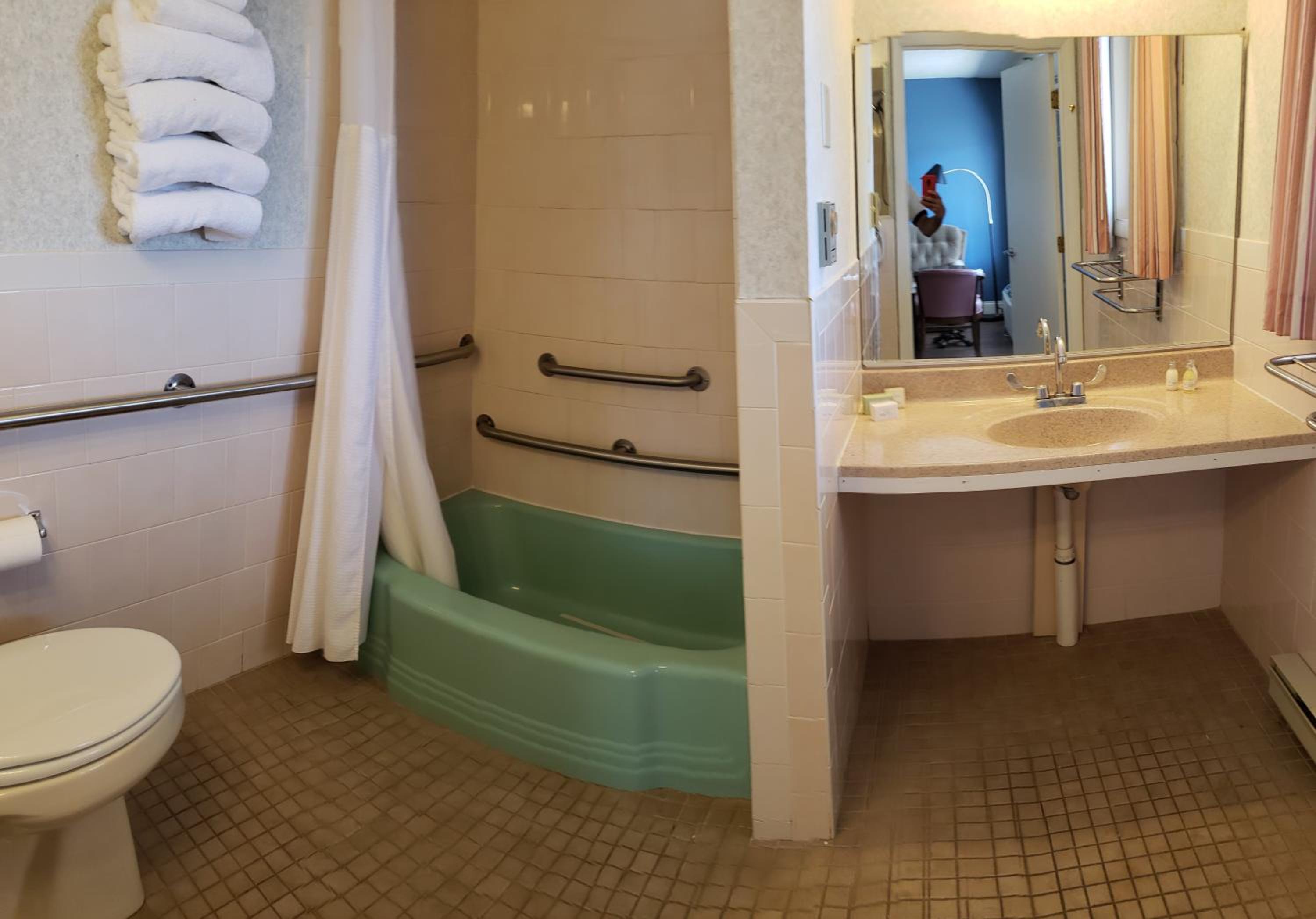 Room, Double Bed, Accessible