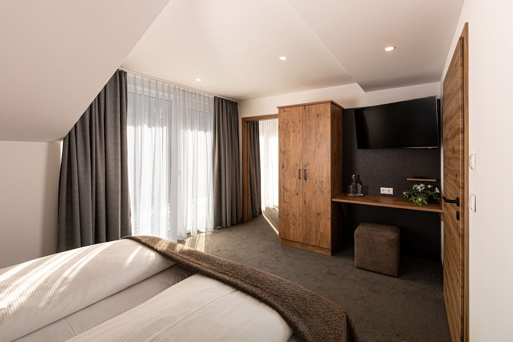 Hotel Alpina Ros Demming 13/46