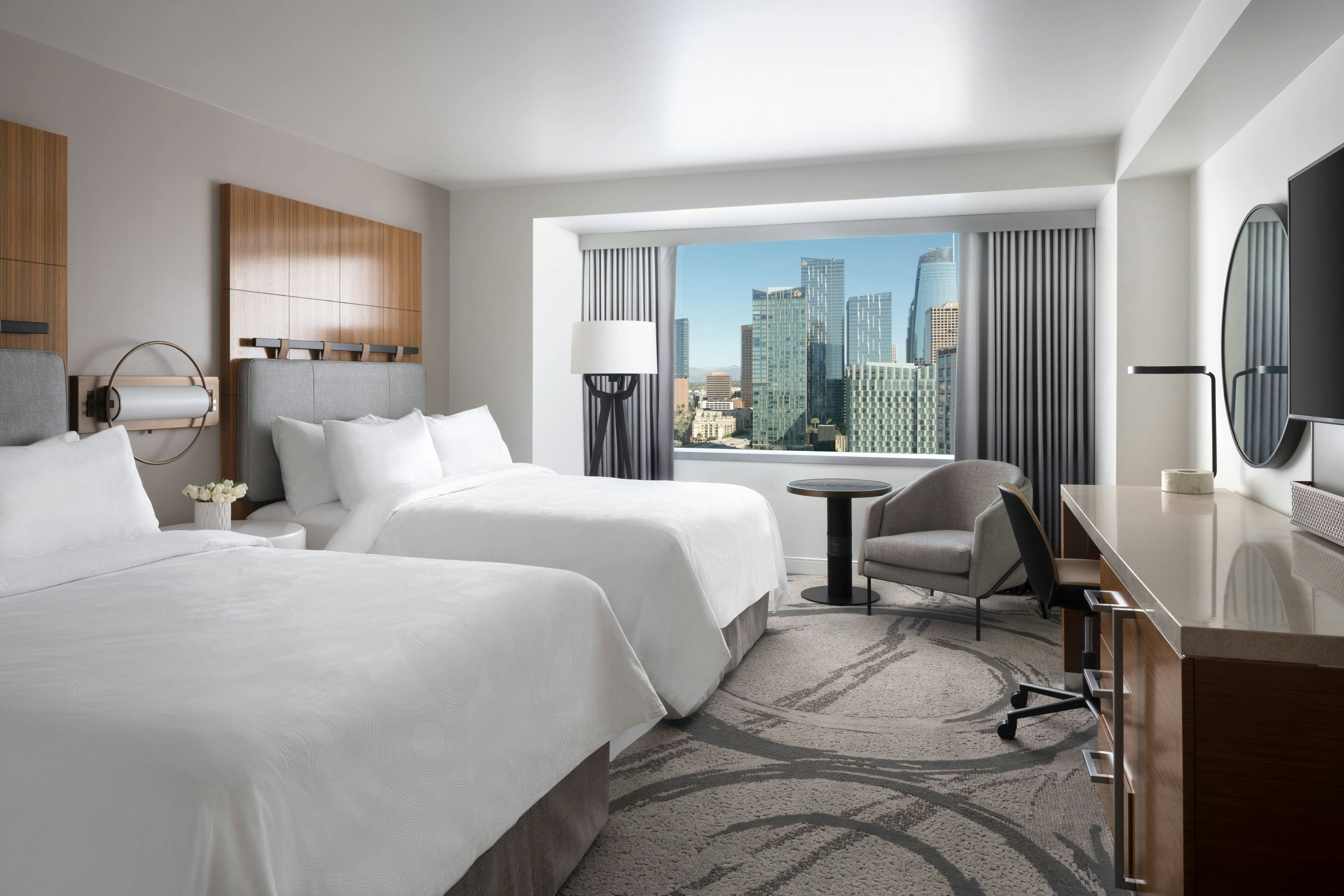 Room, City View