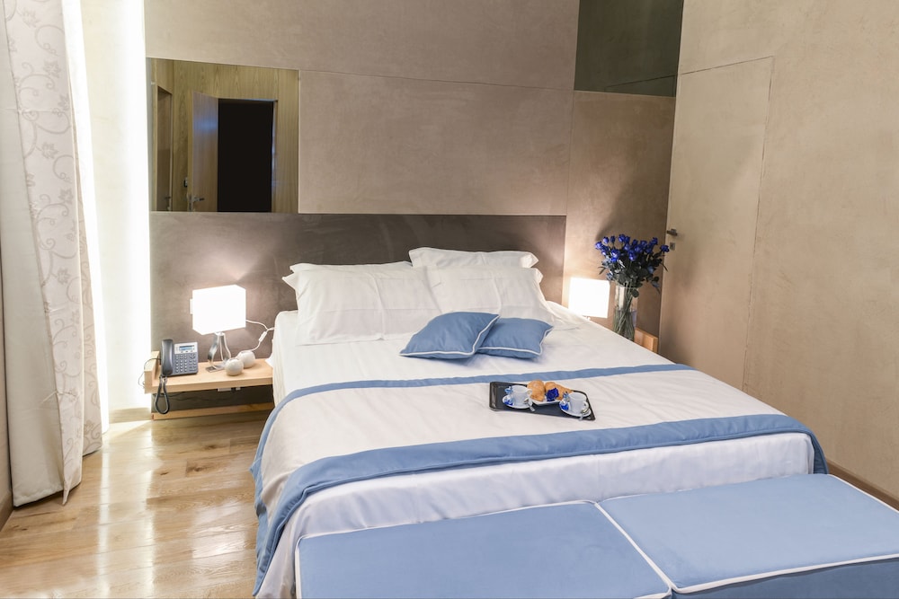 Sun Suite Luxury Pantheon 19/50