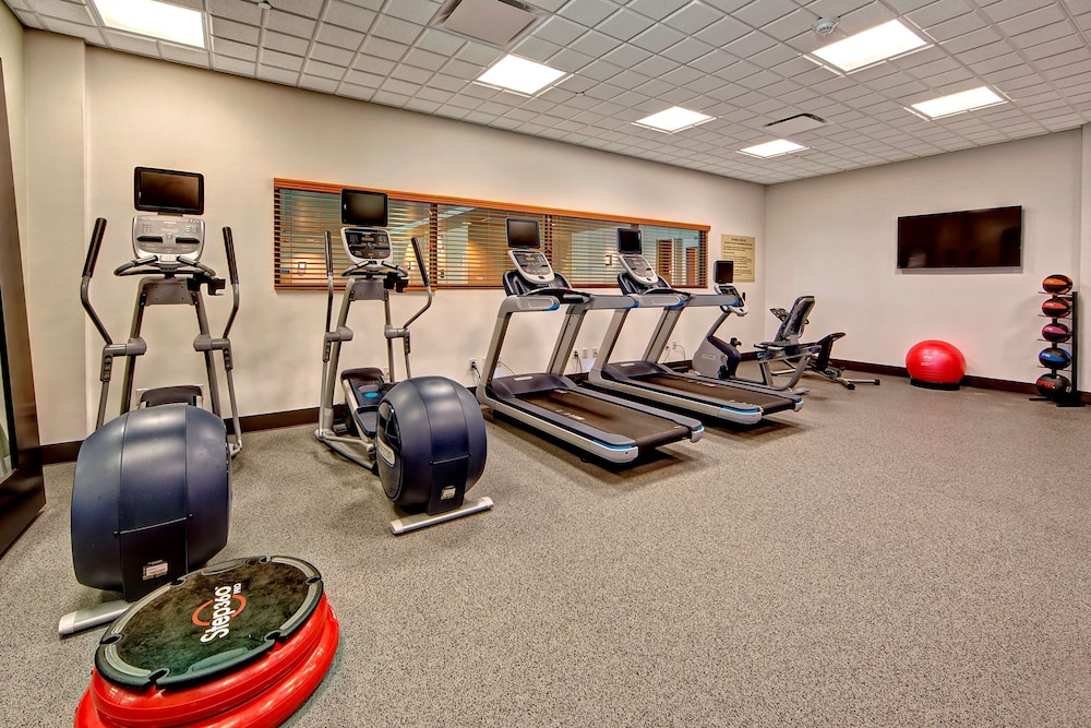 Hilton Garden Inn Memphis Wolfchase Galleria 20/50