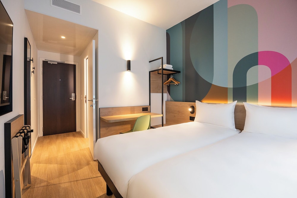 Room at B&B HOTEL Brussels Airport, Machelen