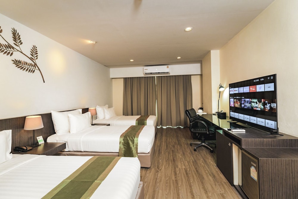 Tamarind Garden Hotel 15/55