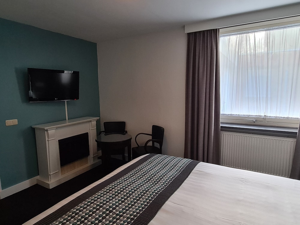 Amsterdam Airport Hotel Uithoorn 23/75
