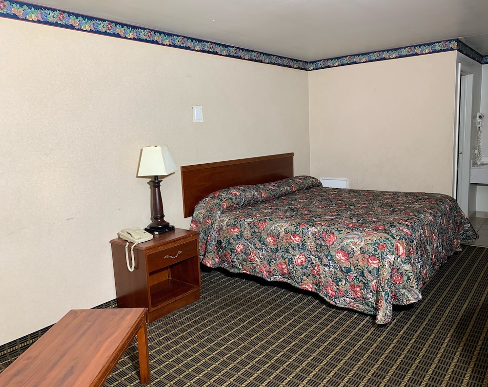 Chippewa Motel 21/42
