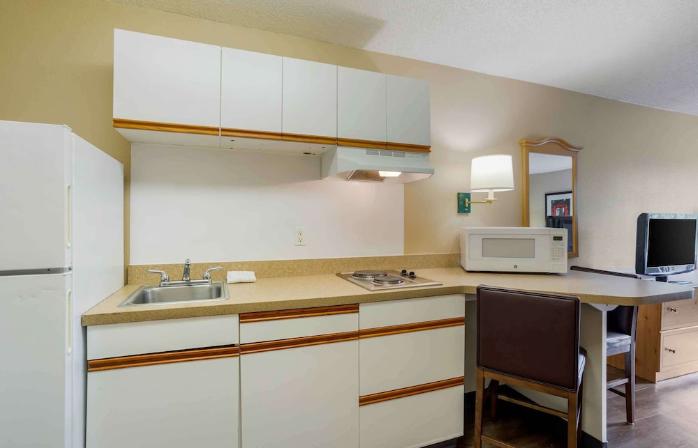 Extended Stay America Memphis Germantown 50/50