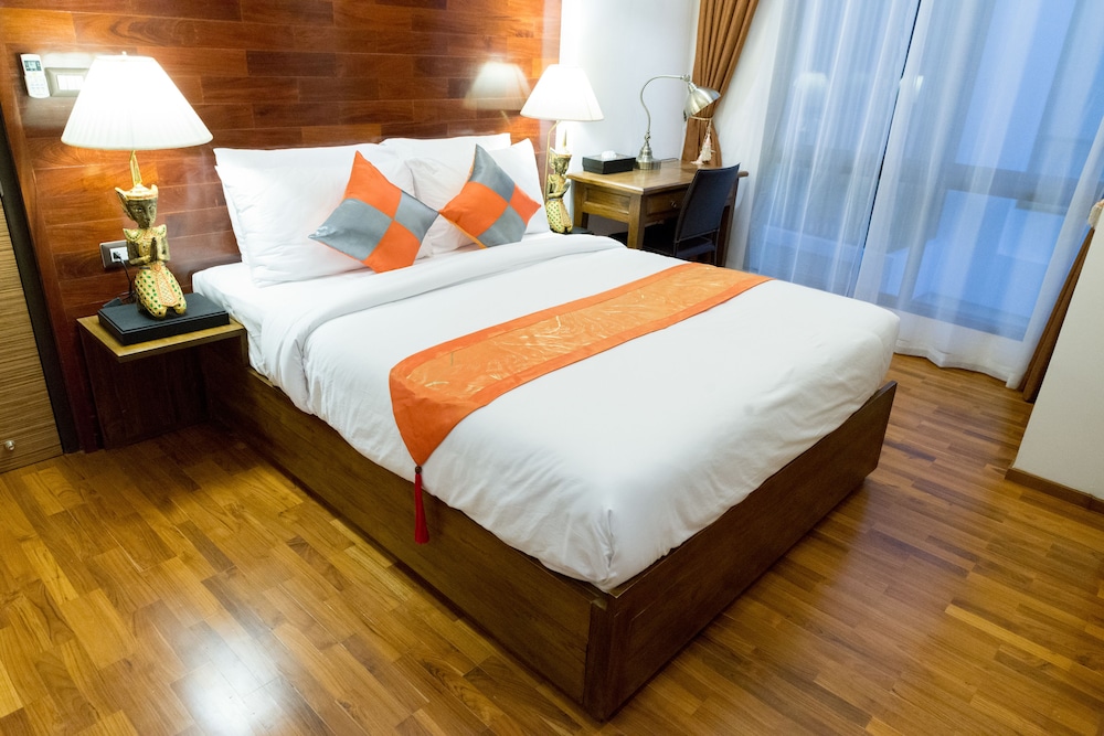 Chic Villa 6 15/61